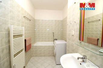 Pronájem bytu 3+kk v Praze, ul. Petržílkova - 11