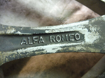 Prodám orig.16" litá kola s celo.r. pneu. na ALFA ROMEO 156 - 11