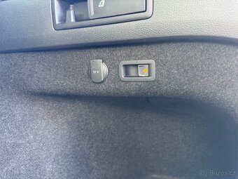 VW Passat B8 2.0 TDI 110kW DSG Tažné ACC Navigace ERGO DAB - 11