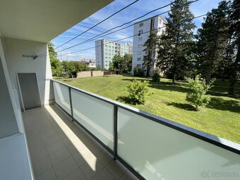 Částečně zařízený byt 2+kk / Kralupy nad Vltavou-Lobeček - 11