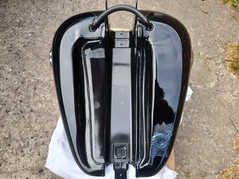 HARLEY DAVIDSON® BREAKOUT FXSB - 11