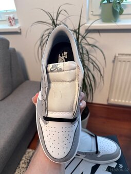 Air Jordan 1 Low OG Barons - 11