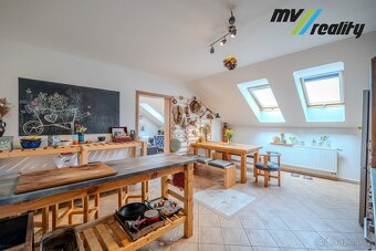 Lysá nad Labem, prodej rodinného domu, jednotky 4+1 a 3+kk s - 11