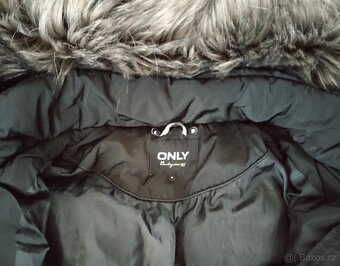 Dámská zimní černá bunda kabát s kožešinou Only NewRoona S - 11