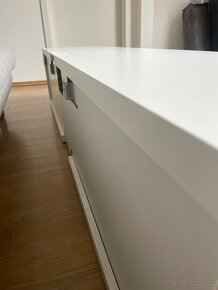 Ikea TV stolek BESTA - 11