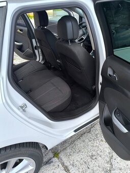 Opel Astra 2 DT automat - 11