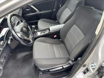 Toyota Avensis 1.8 109kW 2014 63967km 1.majitel - 11