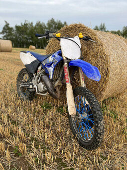 Yamaha YZ 125 - 11