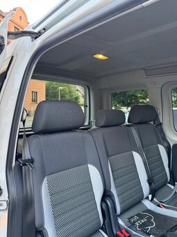 Volkswagen Caddy Cross - 11