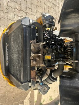 Prodám minibagr JCB 8008 CTS - 11