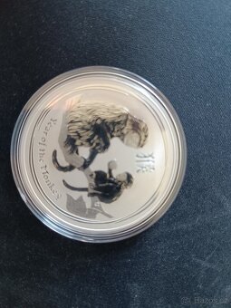Sada 12 mincí Lunární série II. 1 Oz. Čisté stříbro. - 11