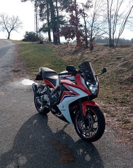 Honda CBR 650f - 11
