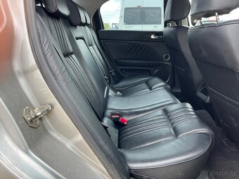 Alfa Romeo 159 3.2 JTS - 11