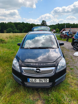 Opel Zafira 1.9 CDTI 74Kw ND - jako celek - 11