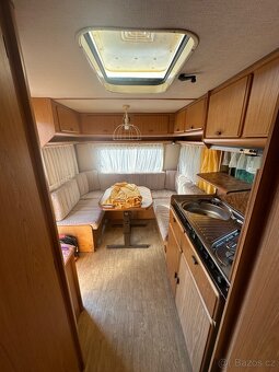 Obytný Karavan Eriba- NOVA 531 - 11