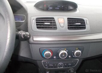 Renault Mégane 1,4 96KW koup v ČR 2 majitel benzín manuál - 11