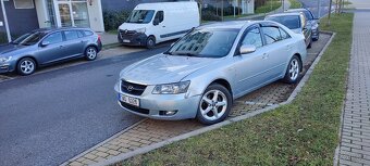 Hyundai Sonata - 11