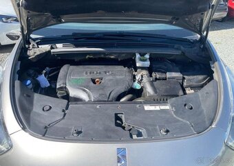 Citroën DS5 2.0 HDI nafta manuál 120 kw - 11