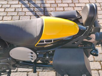 Yamaha XV 950 CR Bolt - 11