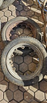 Kola nádrž výfuk blatník Jawa ČZ - 11