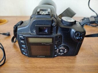EOS350d s příslušenstvím a brašnou - 11