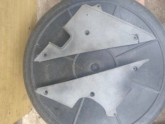 Suzuki GSX-R k1 náhradní díly #9 - 11