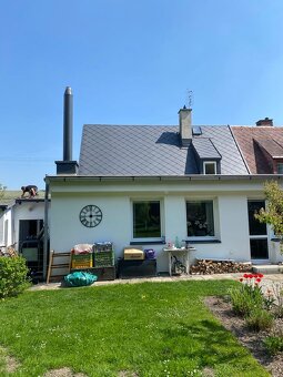 Poctivá práce na střechu od mladých řemeslníků - 11