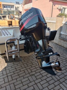 Motorový člun Helwig - 11