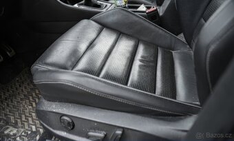 2019 Volkswagen Golf R AWD 2.0 - 11