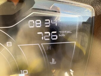 APRILIA SR GT 200 - 11