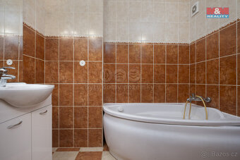 Prodej bytu 3+1, 66 m², Ostrava, ul. Lumírova - 11