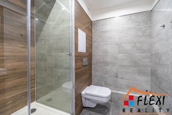Pronájem zařízeného bytu 1+kk s lodžií, os.vl., 31,75 m2, Mo - 11