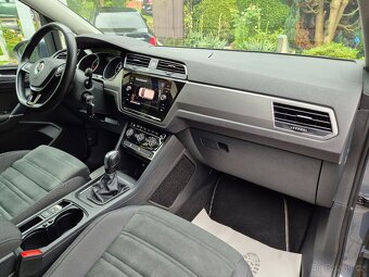 VW Touran • 2.0TDi 110kw DSG • 2021 • 7.míst • Tažné • ACC • - 11