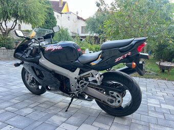 Kawasaki zx7-r Zx7r černá barva - 11