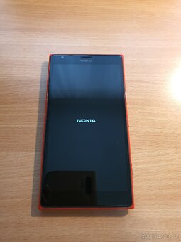 Nokia Lumia 1520 - 11
