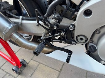 Honda CBR 600f - 11