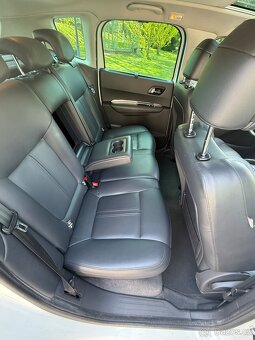 Peugeot 3008 2 TDI 110kw - 11