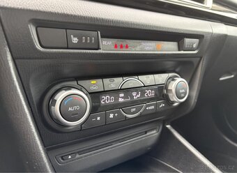 Mazda 3 2.0 88 kW 132000 km - benzín TOP STAV - 11