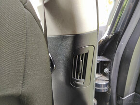 C5 2.0 HDi, 103 kW - 11