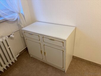 Prodej souboru starožitného nábytku - 11