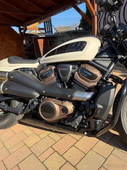 Harley Davidson RH 1250S - 11