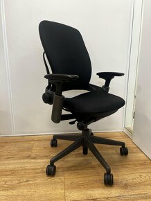 Kancelářská židle Steelcase Leap V2 (Showroommodel) - 11