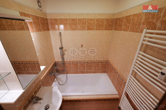 Prodej bytu 3+kk, 44 m², Olomouc, ul. Fischerova - 11
