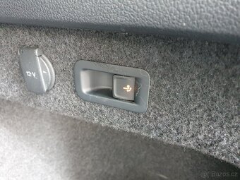 VW Passat B8 Variant Elegance 2.0TDI 147kW DSG Matrix Ambi - 11