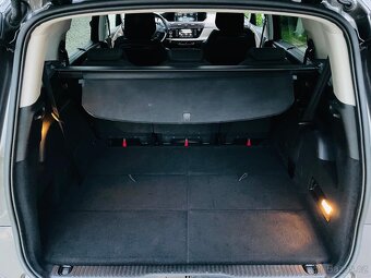 Citroën Grand C4 Picasso 2.0HDi 110KW AUT LED 7 MÍST KAMERA - 11