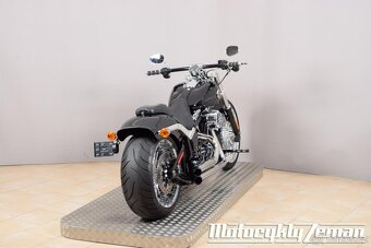 Harley-Davidson FXSB Softail Breakout 2103 - 11