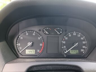 Škoda Fabia 1.4Mpi - 11