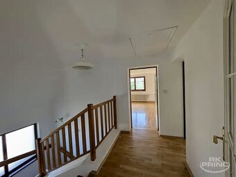 Rodinný dům k pronájmu 202 m2, pozemek 660 m2, Mnichovice - 11