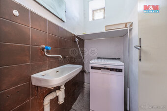 Prodej rodinného domu, 250 m², Mirovice, ul. Hřbitovní - 11
