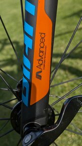 Giant TCR Advanced 1 karbon - 11
